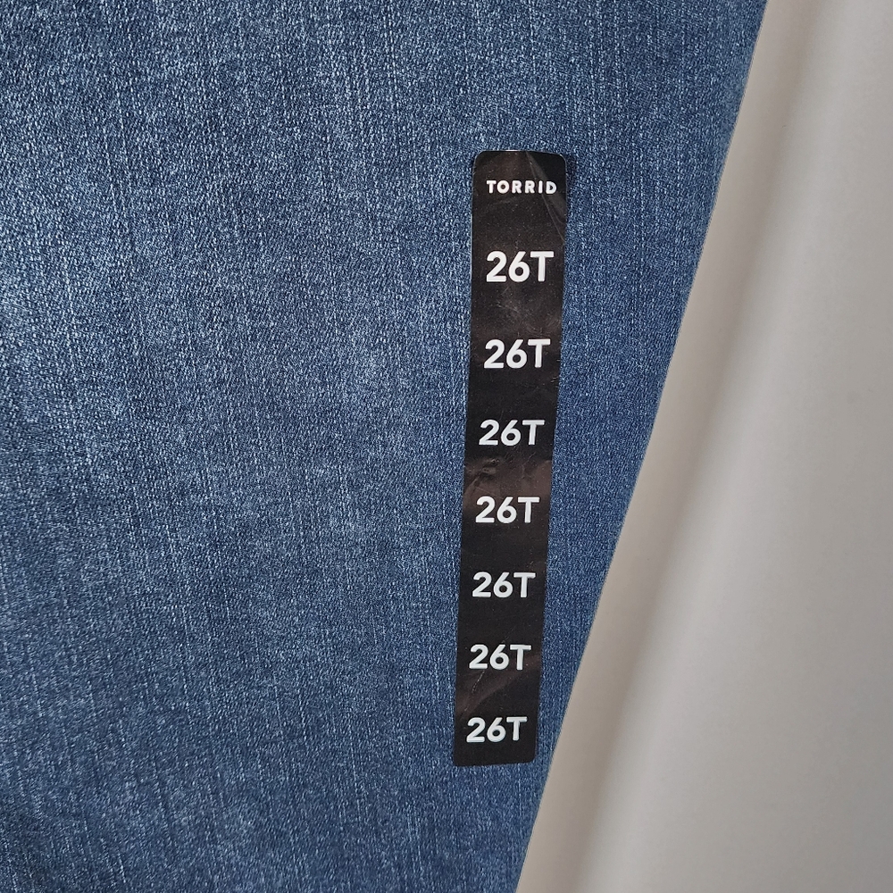 Torrid Luxe Slim Bootcut Mid-rise Denim Jeans Plus Size 26 Tall New - Picture 9 of 12